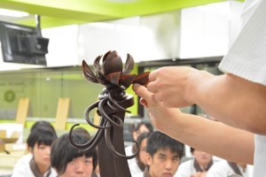 組み立て①の②